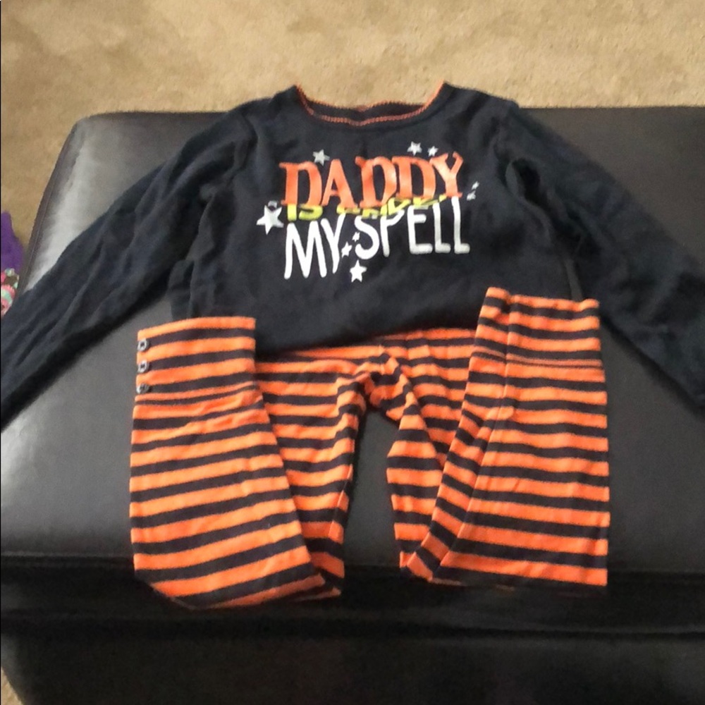 Carters size 5 Halloween outfit.